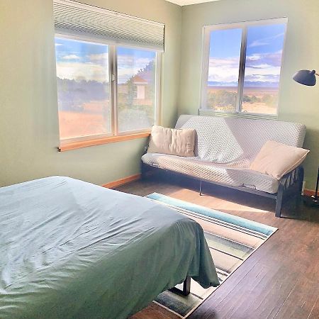 Villa Cozy Remote Retreat • Mountain Views • Stargazing Crestone Esterno foto
