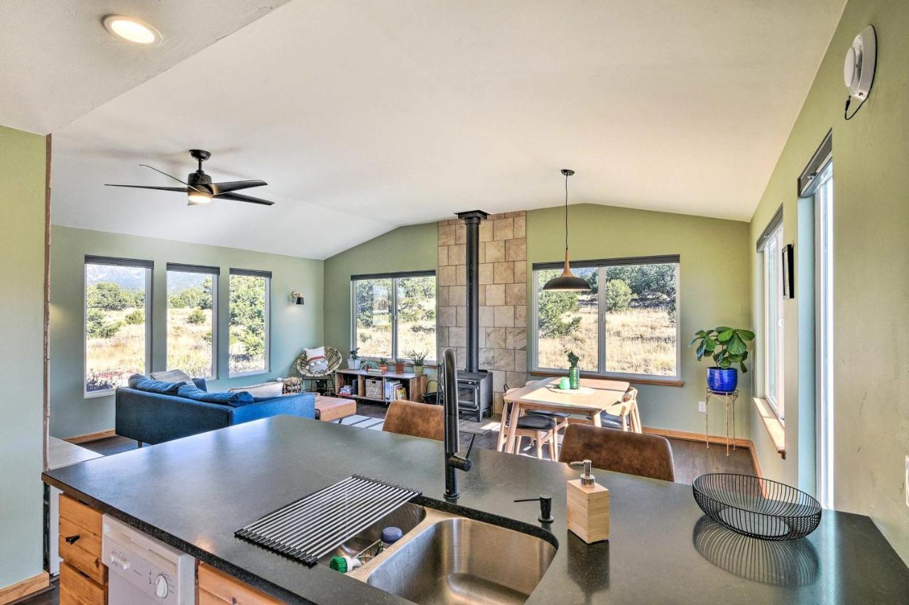 Villa Cozy Remote Retreat • Mountain Views • Stargazing Crestone Esterno foto